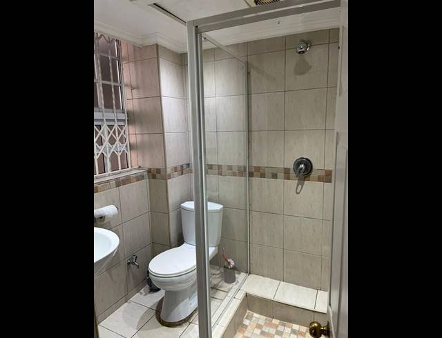 3 BEDROOM PROPERTY TO RENT IN NORTH BEACH